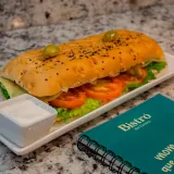 Sándwich de Pollo Clásico